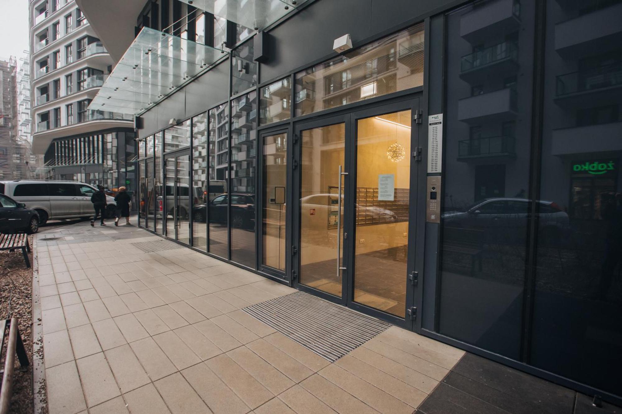 Apartament Petrovdom In Warsaw, Rc Bliska Wola Tower Warszawa